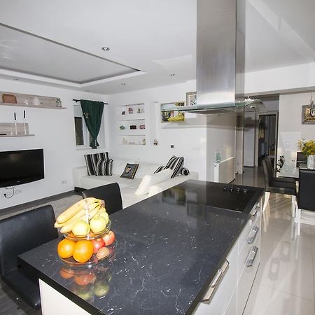 Apartment Mate أوميس المظهر الخارجي الصورة