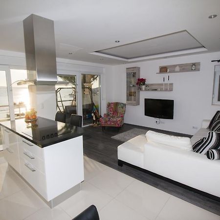 Apartment Mate أوميس المظهر الخارجي الصورة